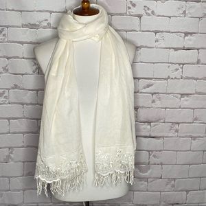 Lace Trimmed Fringed Scarf White
